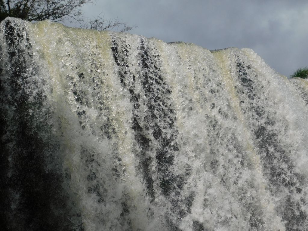 イグアス -- 滝の最上部