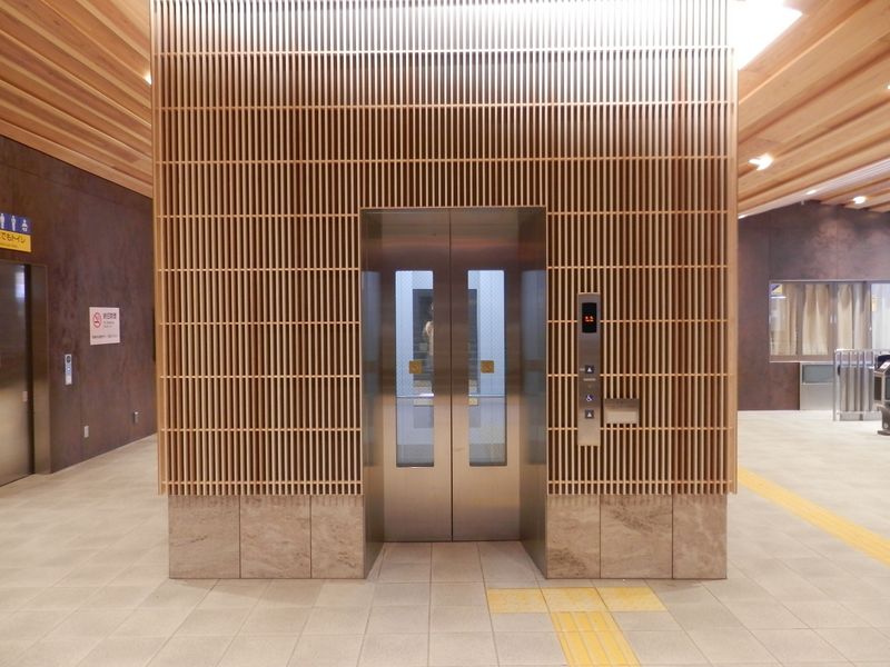 高尾山口駅のエレベーター