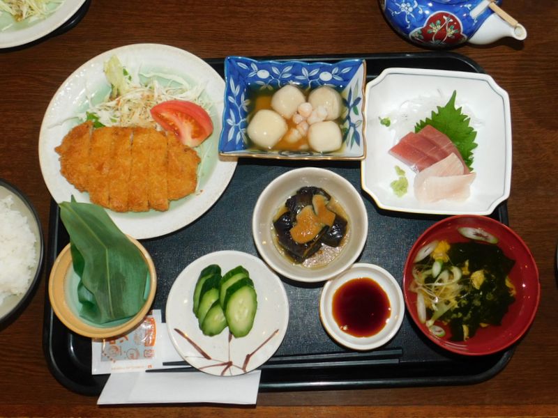 和田小屋の夕食