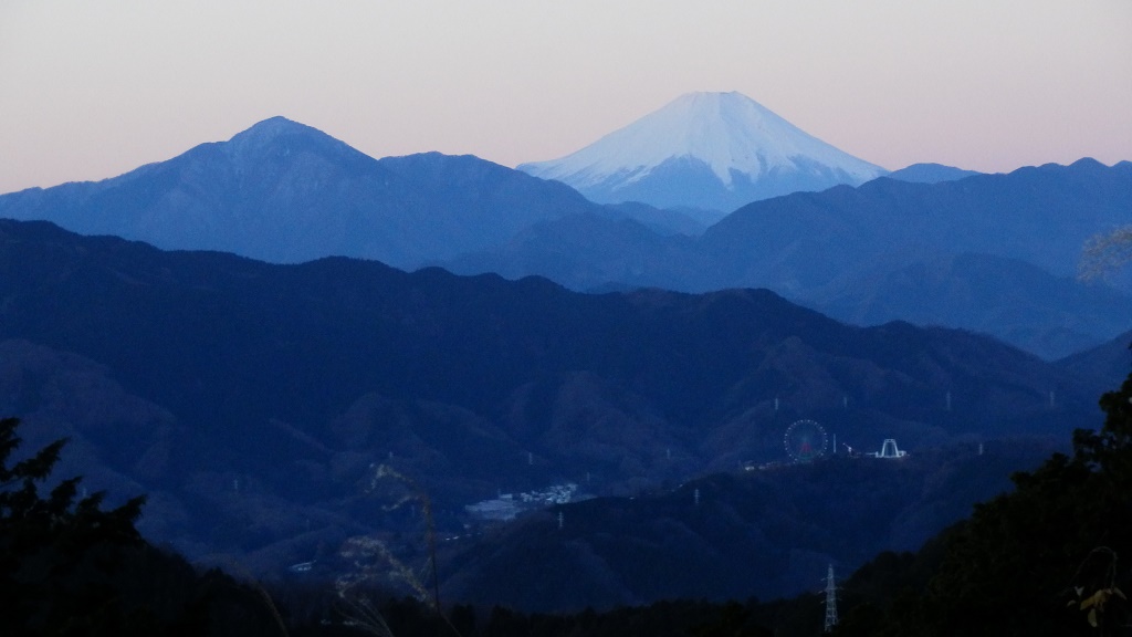 これから染まる富士山