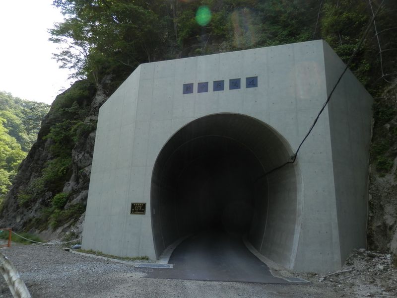 二番目のトンネル、新青崩隧道