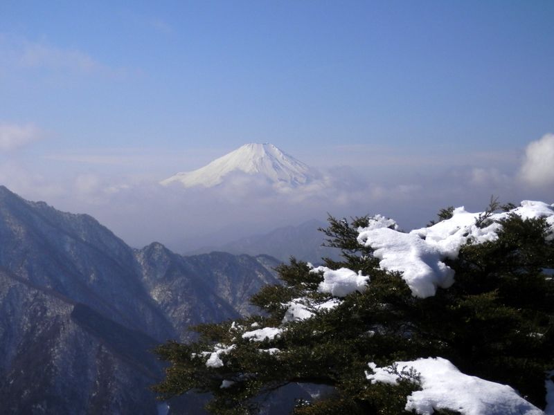 姫次より、富士山を望む