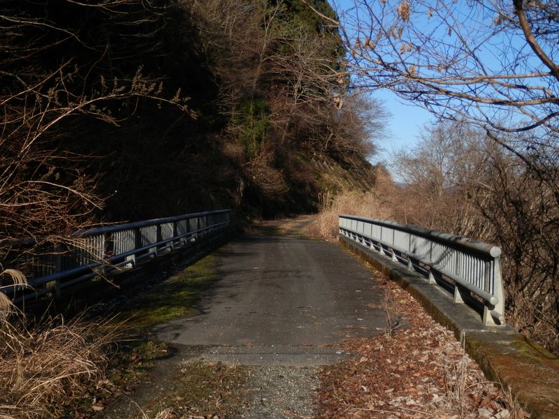 清川村道 -- 2番目の橋