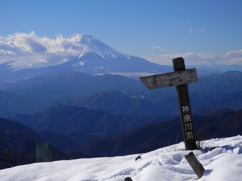 塔ノ岳より、富士山を望む